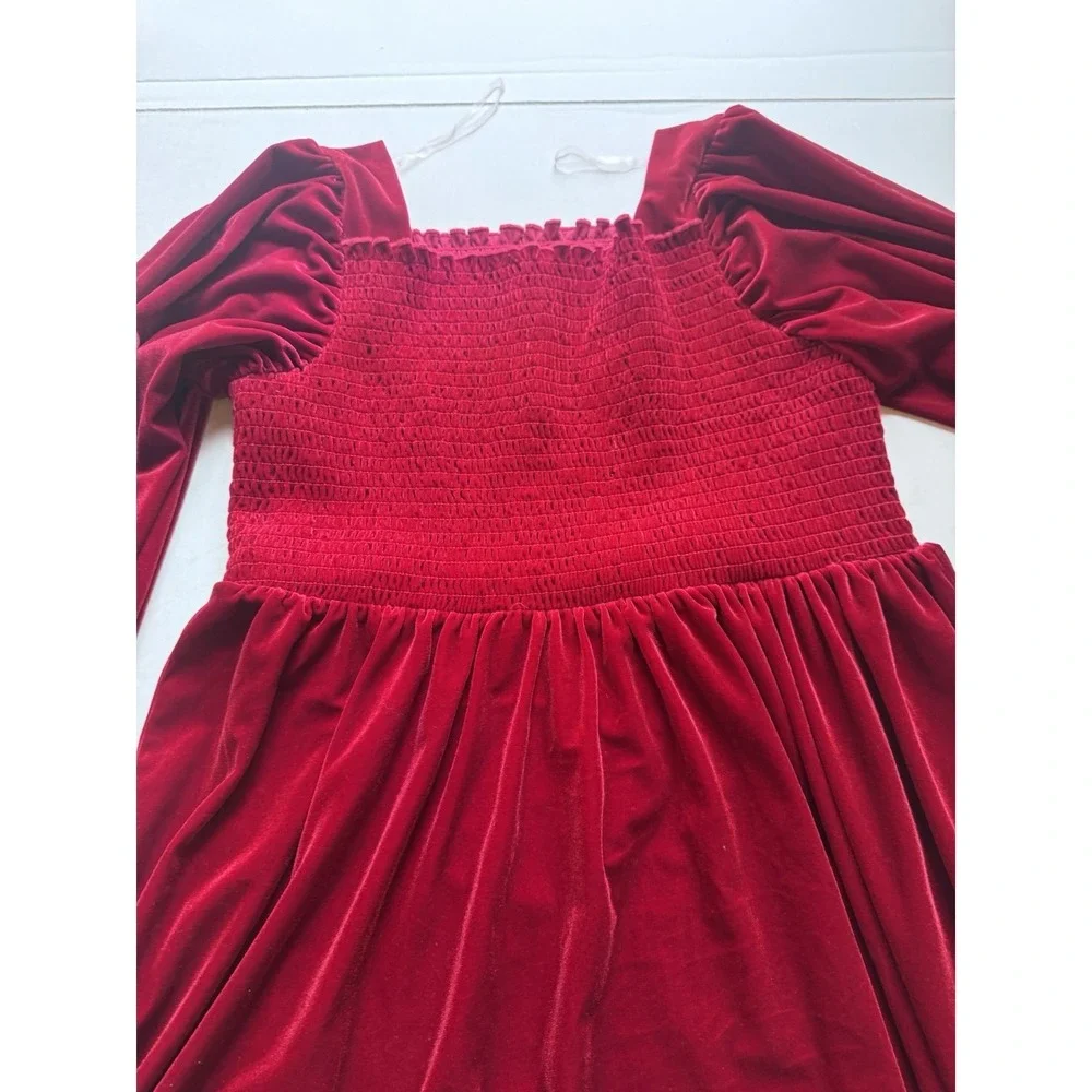 BONNIE JEAN Big Girl's 16 Red Smocked & Ruffled Velvet Dress